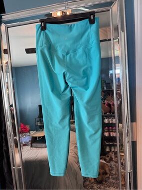 Old Navy Active Powersoft Aqua Teal Athletic Leggings